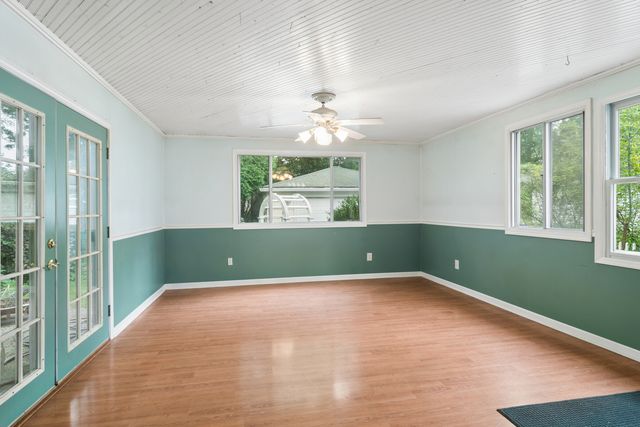 139 N Hager Avenue, Barrington, IL 60010