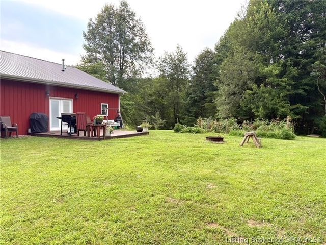 12223 Cole Road, Marysville, IN 47171