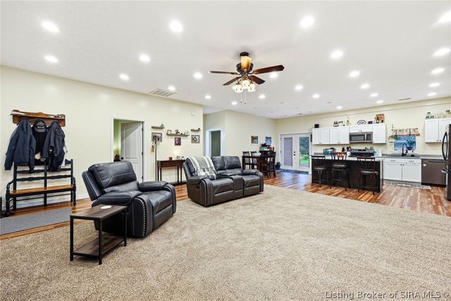 12223 Cole Road, Marysville, IN 47171