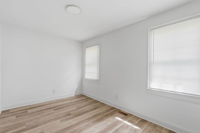 2129 Thornlee Drive, North Charleston, SC 29405