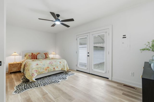 2129 Thornlee Drive, North Charleston, SC 29405