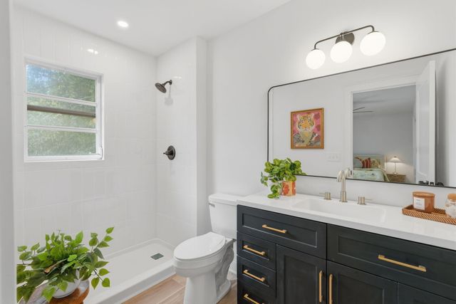 2129 Thornlee Drive, North Charleston, SC 29405