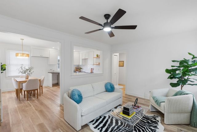 2129 Thornlee Drive, North Charleston, SC 29405