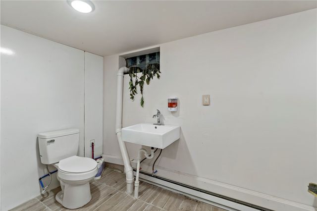 848 Duss Ave, Ambridge, PA 15003