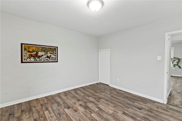 848 Duss Ave, Ambridge, PA 15003