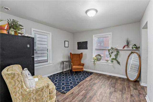 848 Duss Ave, Ambridge, PA 15003