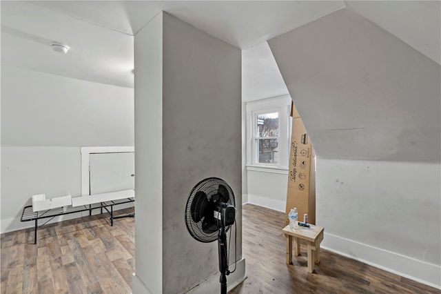 848 Duss Ave, Ambridge, PA 15003