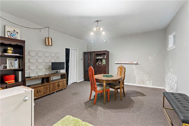 848 Duss Ave, Ambridge, PA 15003