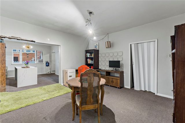 848 Duss Ave, Ambridge, PA 15003