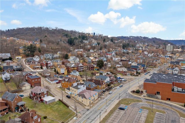 848 Duss Ave, Ambridge, PA 15003