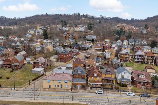 848 Duss Ave, Ambridge, PA 15003