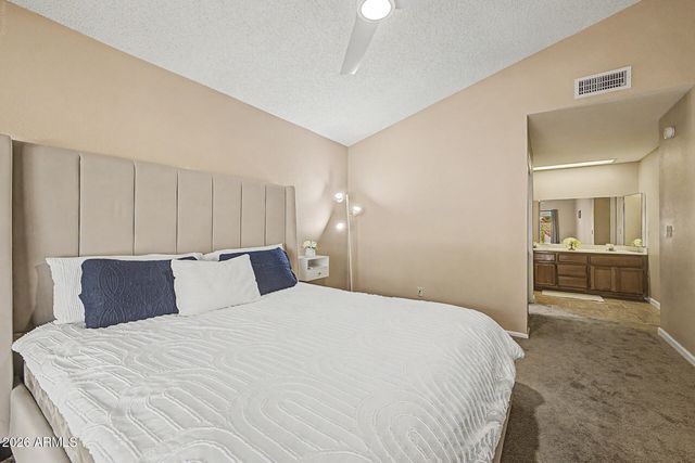 10405 N 65th Drive, Glendale, AZ 85302