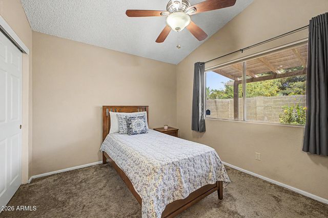 10405 N 65th Drive, Glendale, AZ 85302