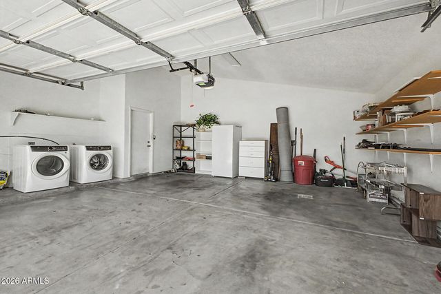 10405 N 65th Drive, Glendale, AZ 85302