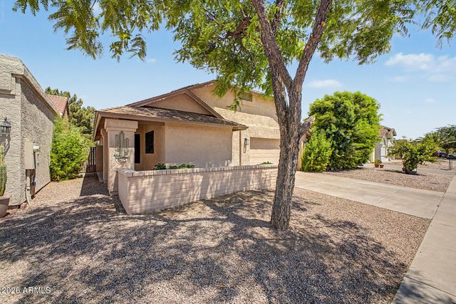 10405 N 65th Drive, Glendale, AZ 85302