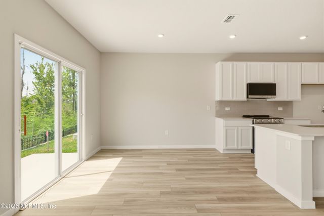 14808 MACADAMIA Lane, Jacksonville, FL 32218