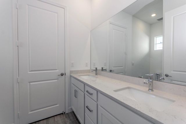 714 Hookline Circle, Loxahatchee, FL 33470