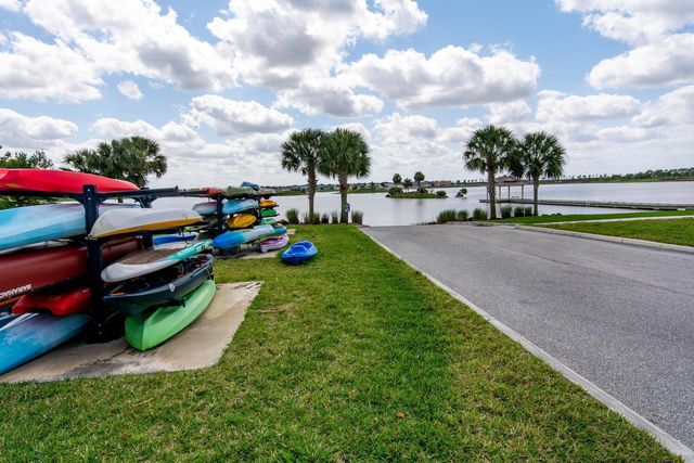 714 Hookline Circle, Loxahatchee, FL 33470