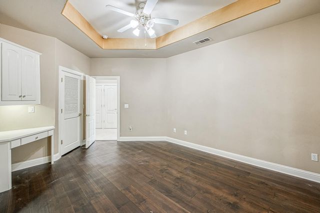 333 W River Court, Fresno, CA 93711