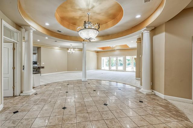 333 W River Court, Fresno, CA 93711