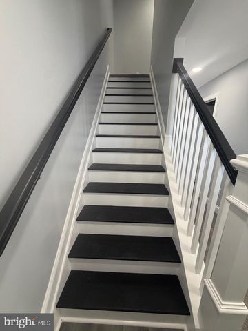 814 CATHERINE ST, Vineland, NJ 08360