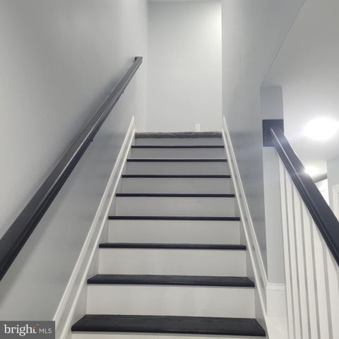 814 CATHERINE ST, Vineland, NJ 08360