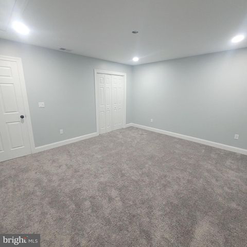 814 CATHERINE ST, Vineland, NJ 08360