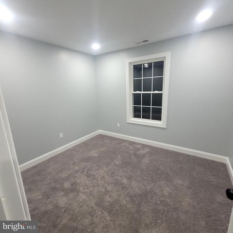 814 CATHERINE ST, Vineland, NJ 08360