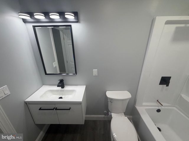 814 CATHERINE ST, Vineland, NJ 08360