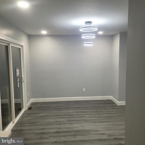 814 CATHERINE ST, Vineland, NJ 08360