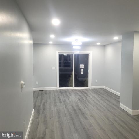 814 CATHERINE ST, Vineland, NJ 08360