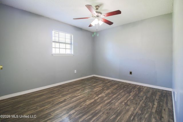 12448 N Oaklawn Lane, Biloxi, MS 39532