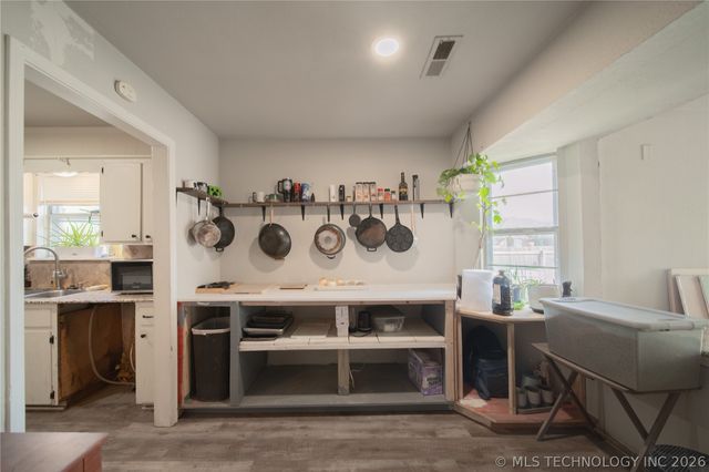 125 W Austin Street, Broken Arrow, OK 74011