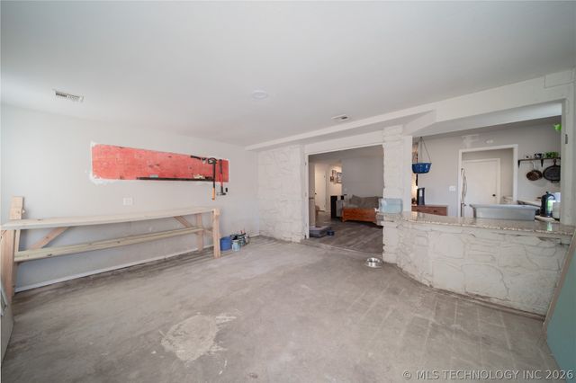 125 W Austin Street, Broken Arrow, OK 74011