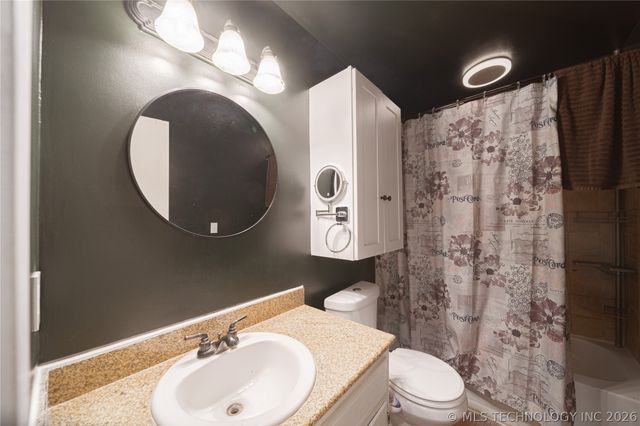 125 W Austin Street, Broken Arrow, OK 74011