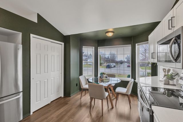 1304 N Fairway Rd, Liberty Lake, WA 99019