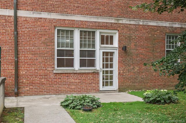 1403 Villa At The Woods 1403, Peekskill, NY 10566