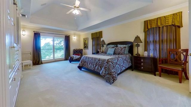 402 HALF MOON Way, Runaway Bay, TX 76426