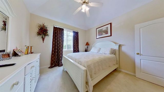 402 HALF MOON Way, Runaway Bay, TX 76426