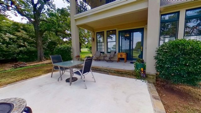 402 HALF MOON Way, Runaway Bay, TX 76426