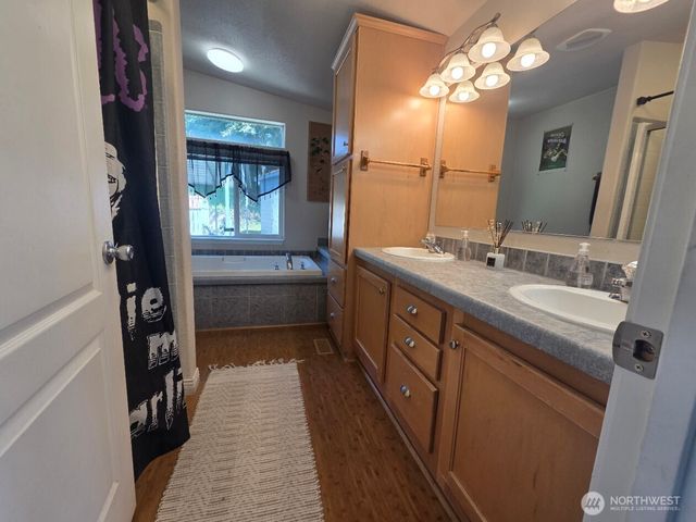 31 Serena Place, Sequim, WA 98382