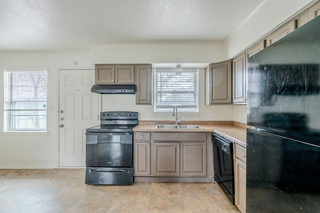6621 Sheridan Road, Fort Worth, TX 76134