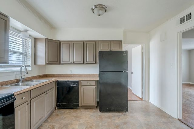 6621 Sheridan Road, Fort Worth, TX 76134