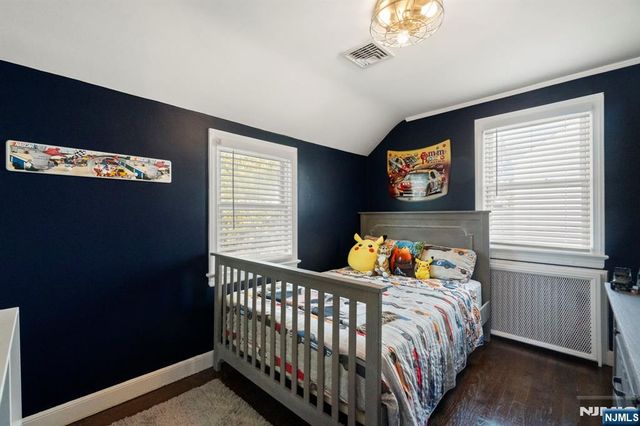 24 Harrison Place, Livingston, NJ 07039