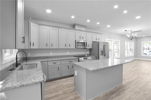 5036 Queen ST, Chesapeake, VA 23321