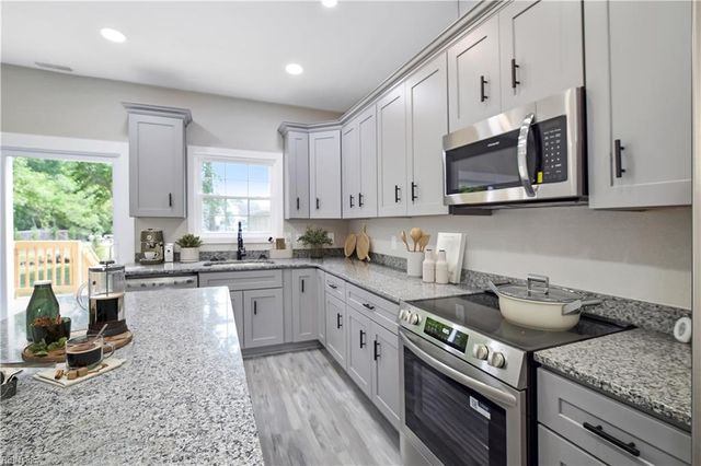 5036 Queen ST, Chesapeake, VA 23321