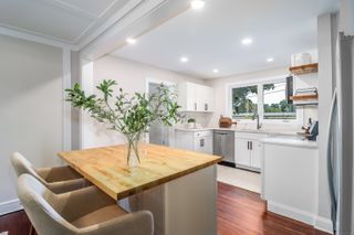 27 Obtuse Road South, Brookfield, CT 06804