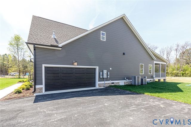 8860 Emily Jane Pl, Quinton, VA 23141
