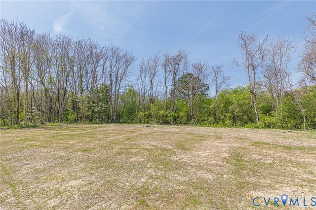 8860 Emily Jane Pl, Quinton, VA 23141