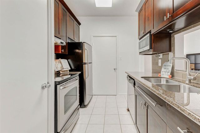 2475 Underwood Street 290, Houston, TX 77030